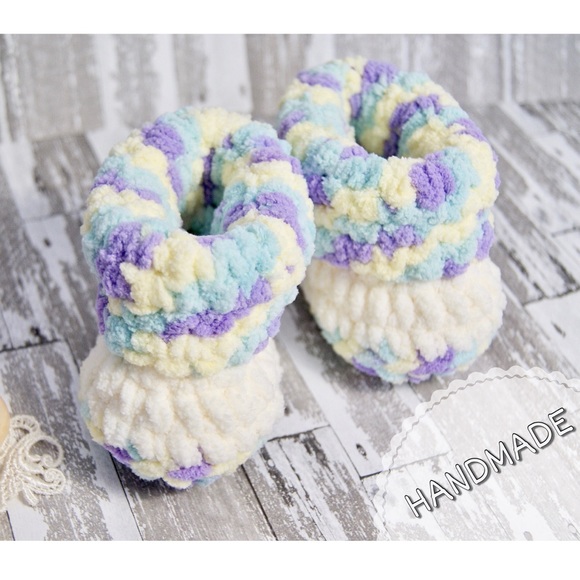 HANDMADE Other - Handmade Crochet Baby Booties White/Lavender